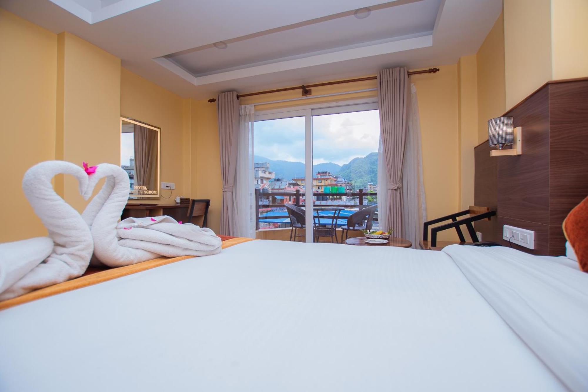 Hotel Hidden Kingdom Pokhara Bagian luar foto