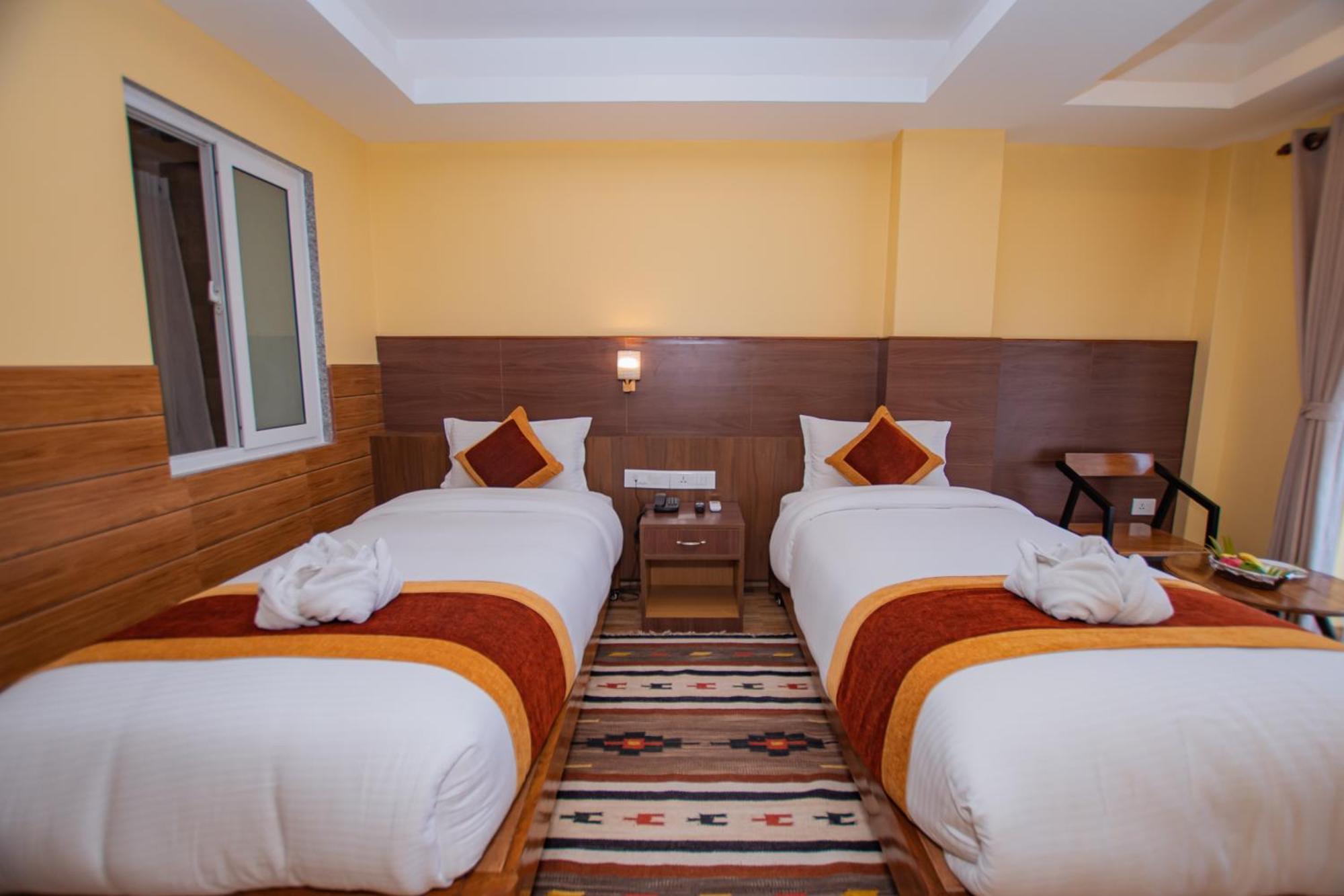 Hotel Hidden Kingdom Pokhara Bagian luar foto