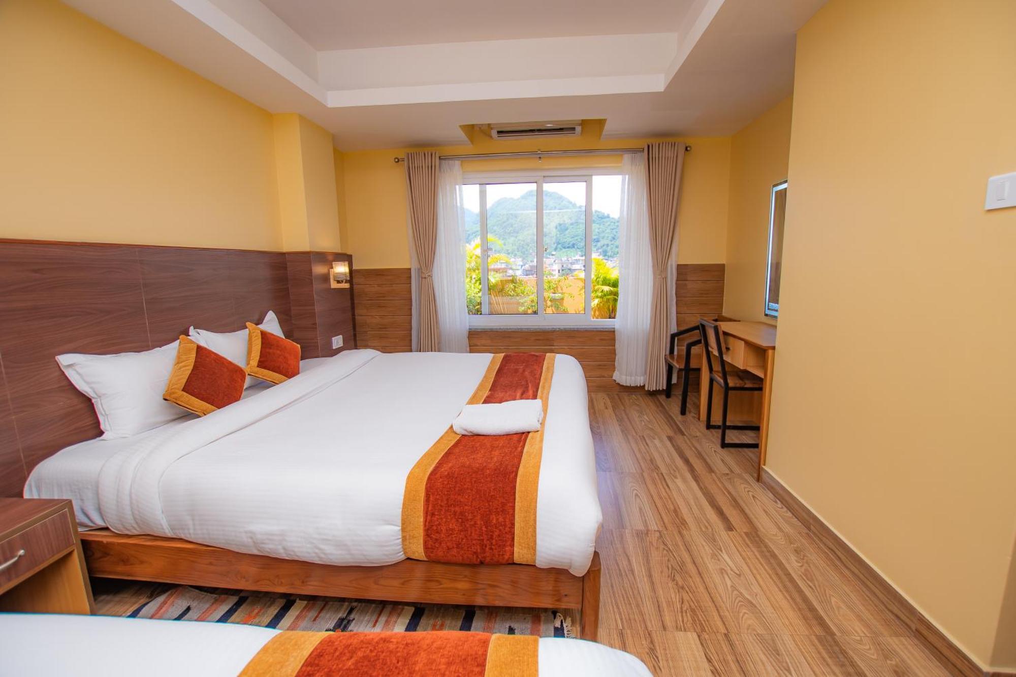 Hotel Hidden Kingdom Pokhara Bagian luar foto