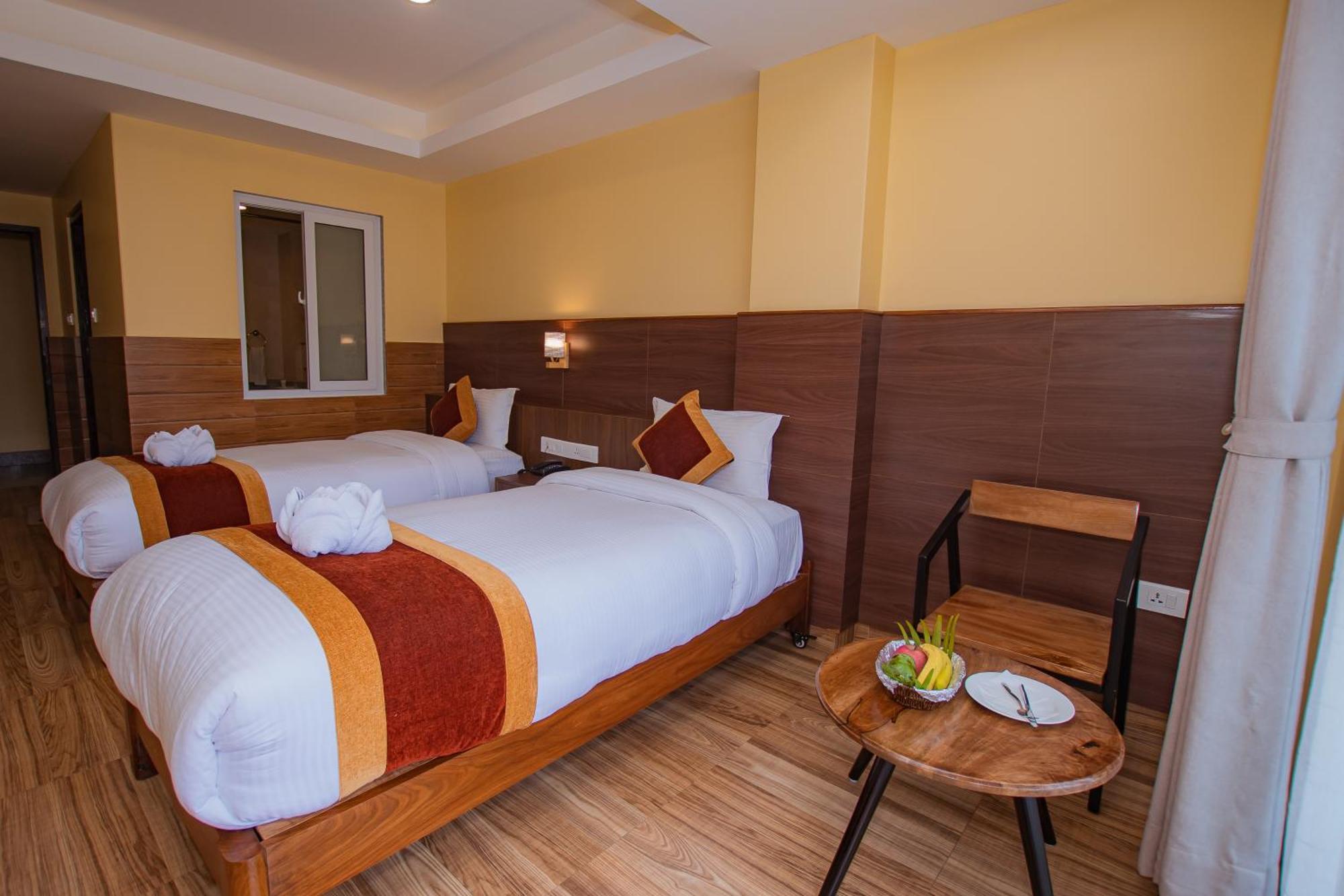 Hotel Hidden Kingdom Pokhara Bagian luar foto