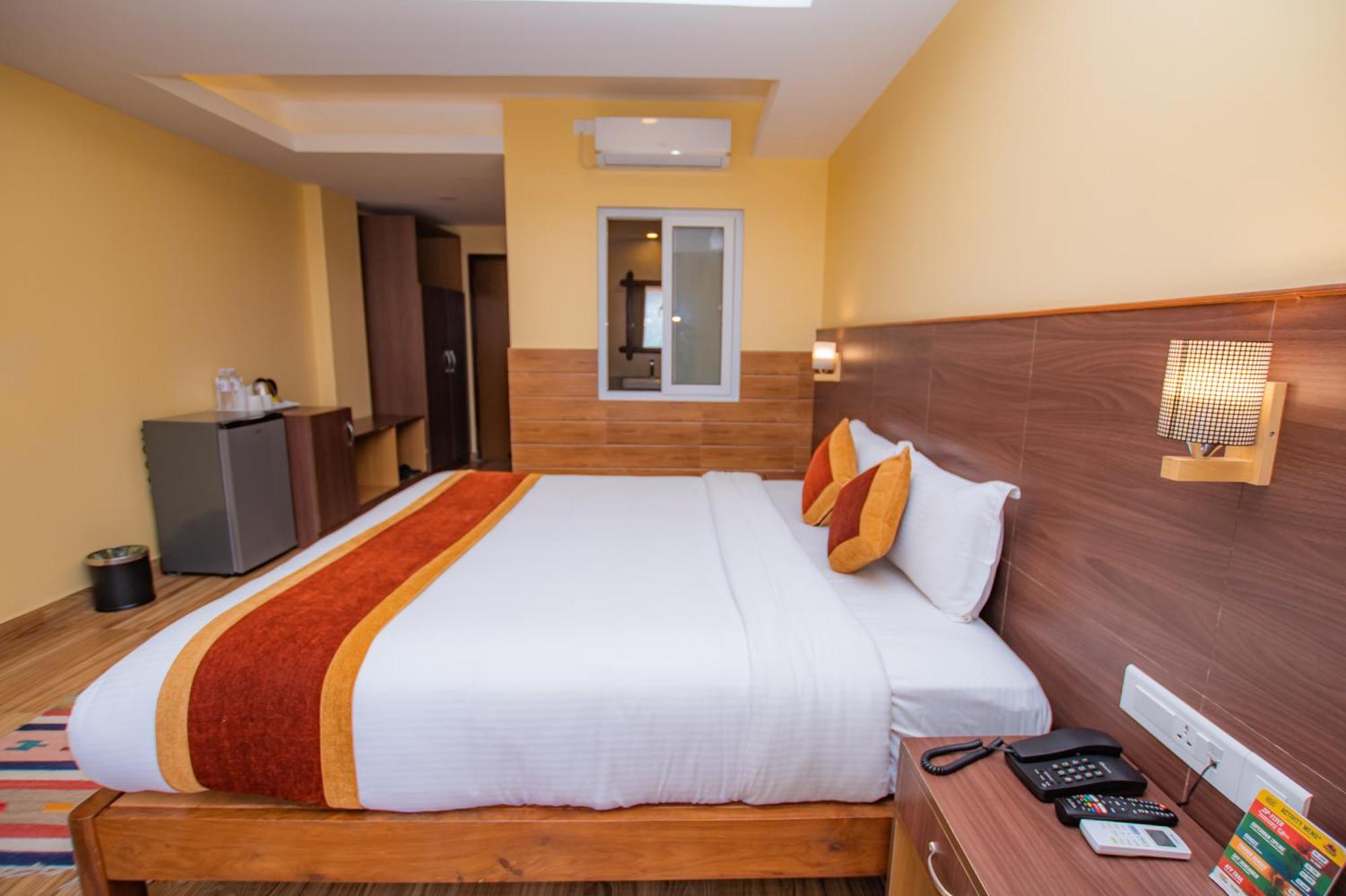 Hotel Hidden Kingdom Pokhara Bagian luar foto