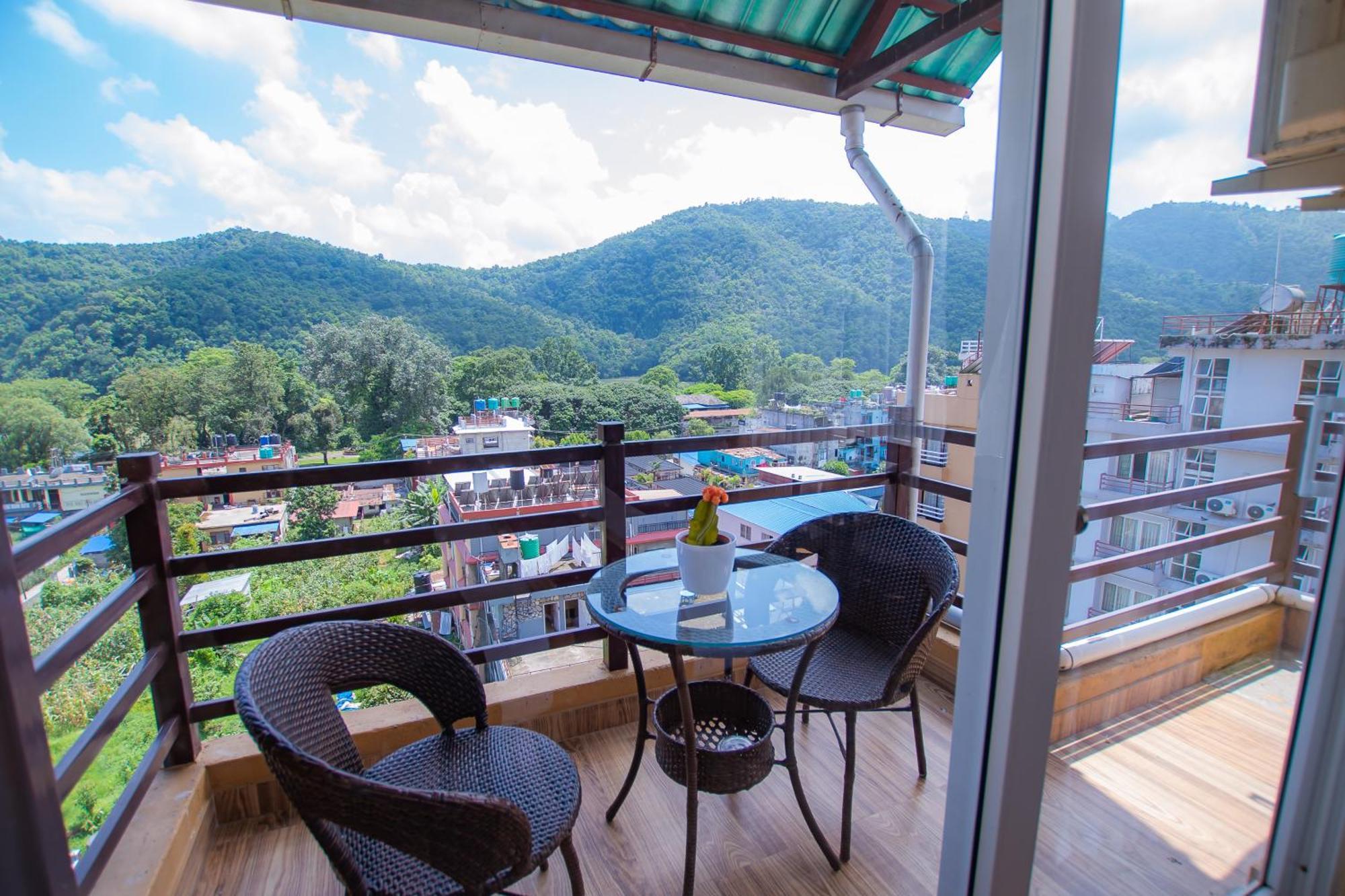 Hotel Hidden Kingdom Pokhara Bagian luar foto