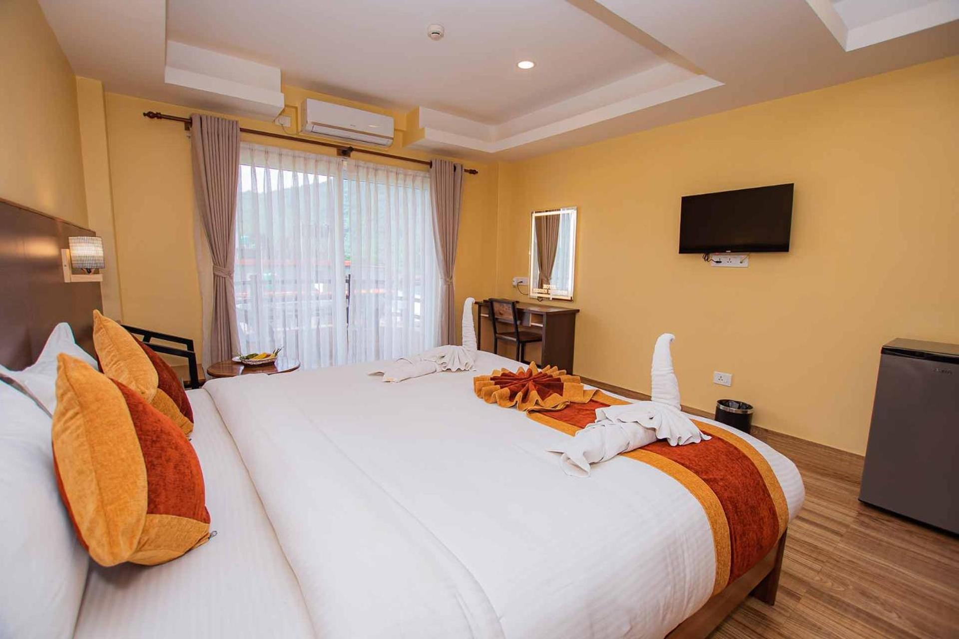 Hotel Hidden Kingdom Pokhara Bagian luar foto