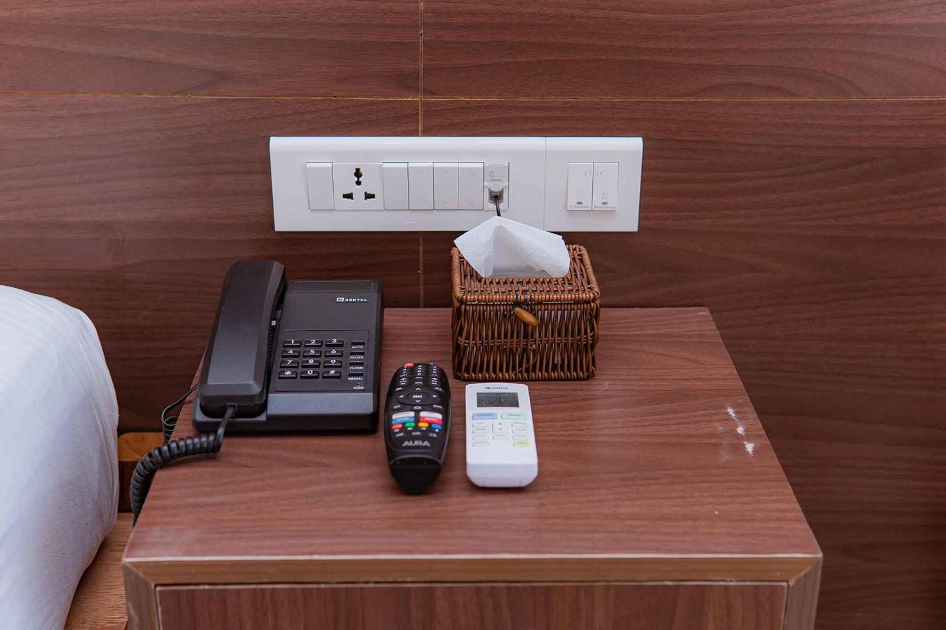 Hotel Hidden Kingdom Pokhara Bagian luar foto
