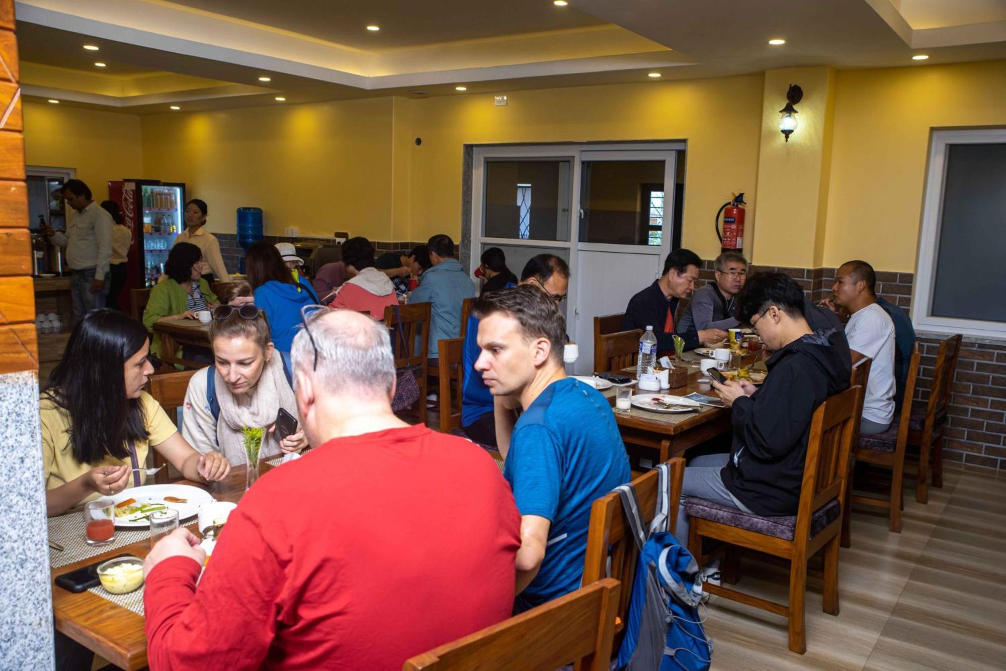 Hotel Hidden Kingdom Pokhara Bagian luar foto
