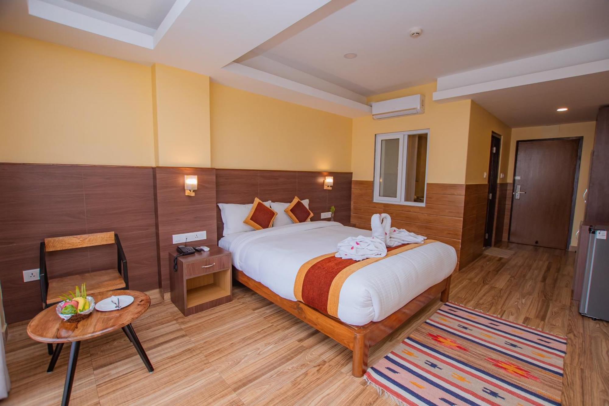 Hotel Hidden Kingdom Pokhara Bagian luar foto