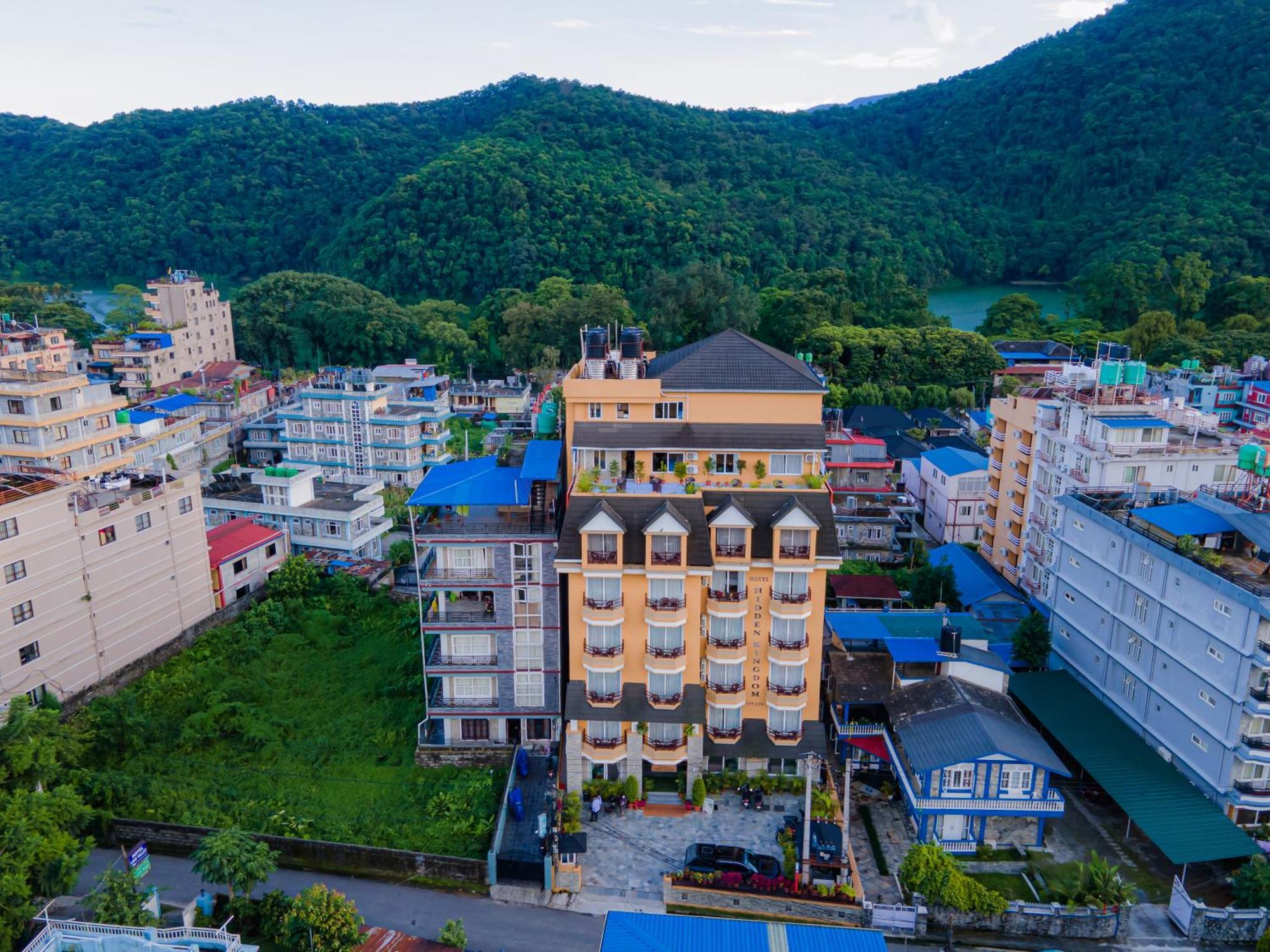 Hotel Hidden Kingdom Pokhara Bagian luar foto